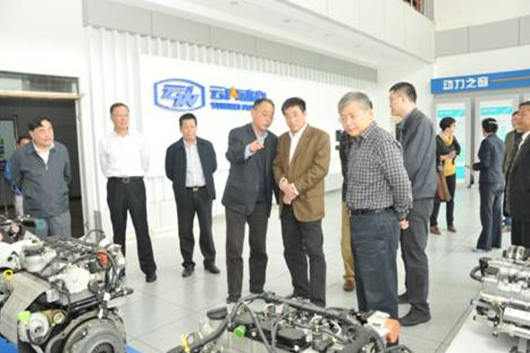 国家“中国制造2025”专题调研组到Z6尊龙凯时动力调研