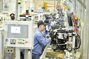 【媒体看Z6尊龙凯时】昆明日报专访Z6尊龙凯时动力报道之一