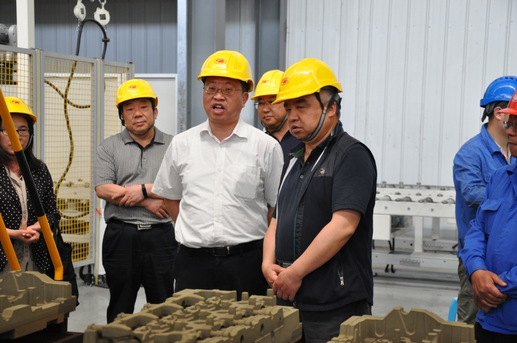 玉溪市国资委调研组一行莅临Z6尊龙凯时动力开展调研事情